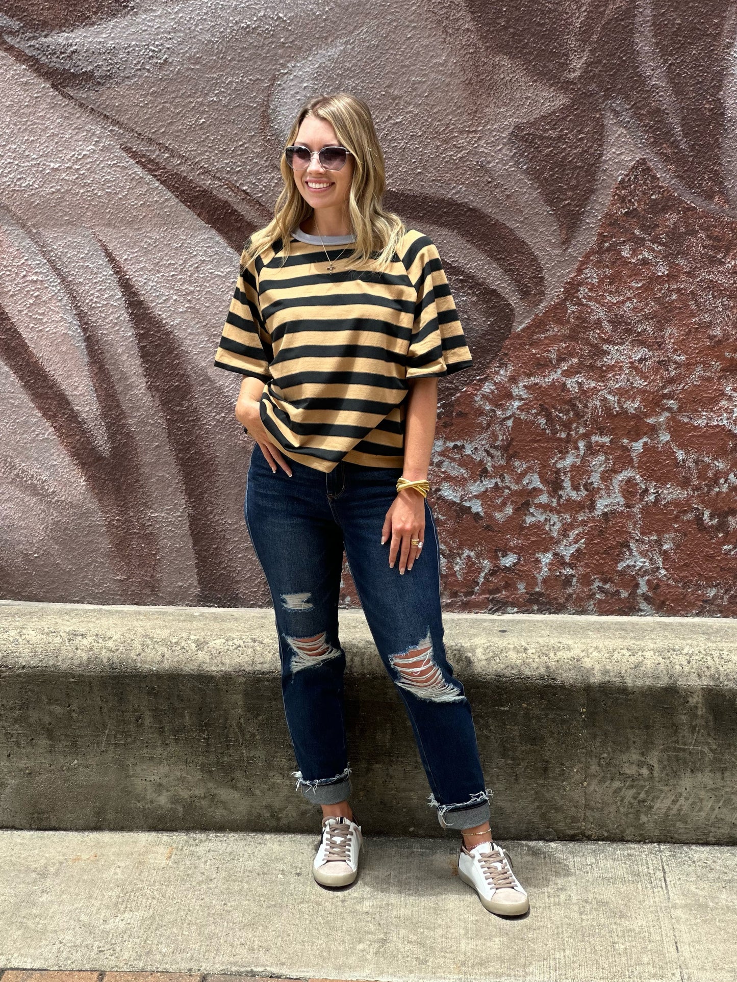 Judy Blue Nova Distressed Straight Jean