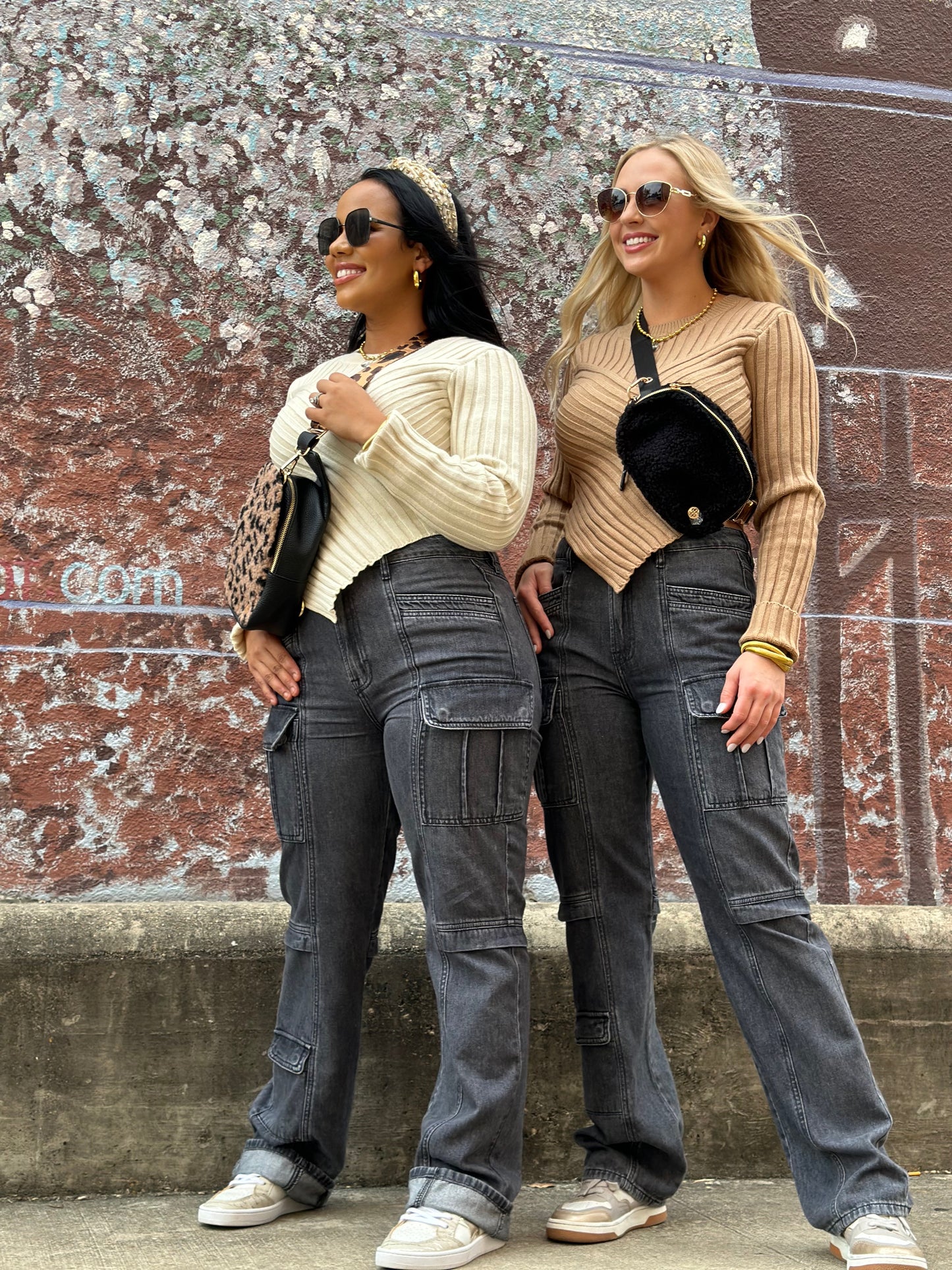 Hidden Tracey Cargo Jean in charcoal