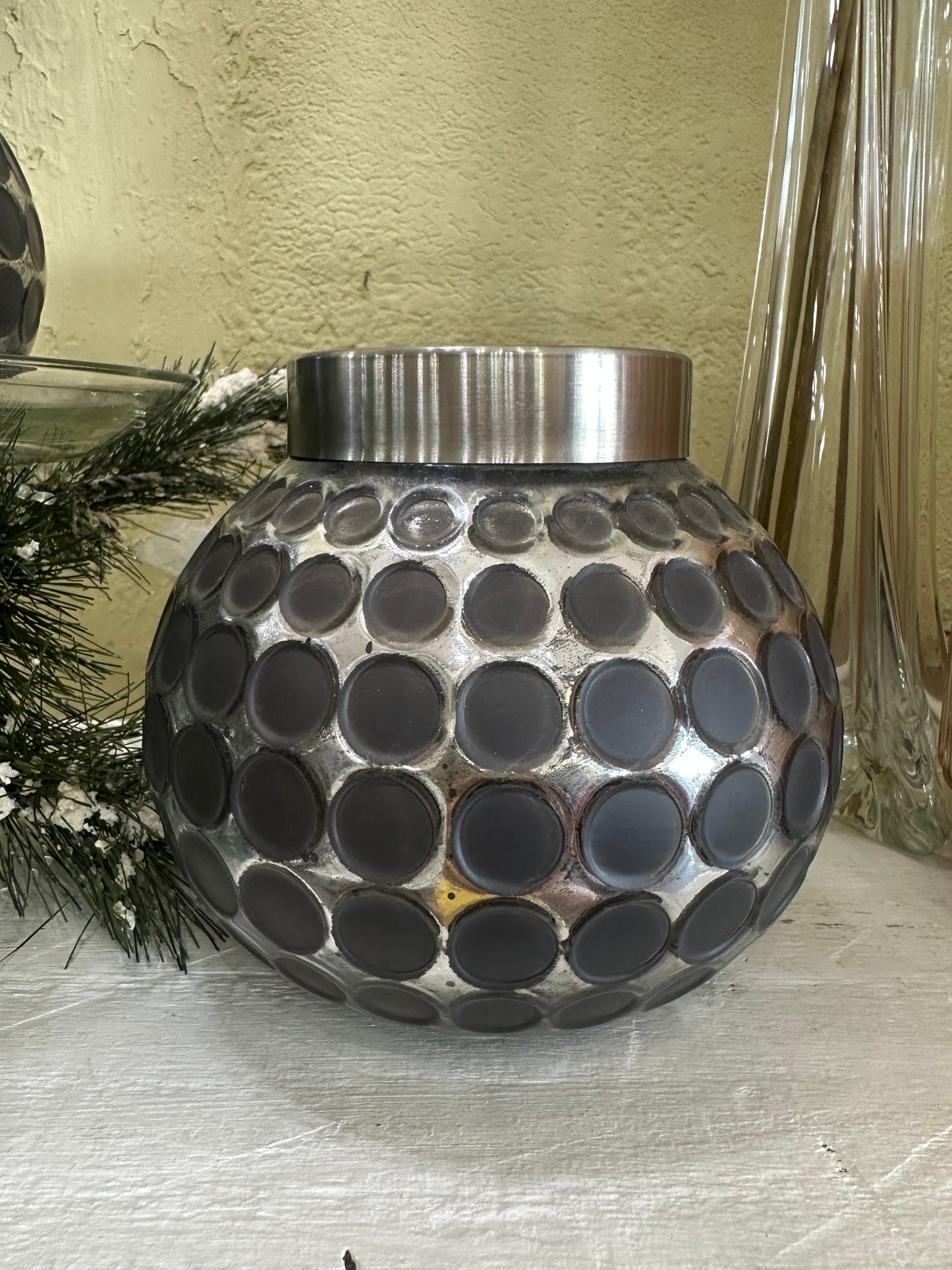 Sweet Grace Round Design Candle