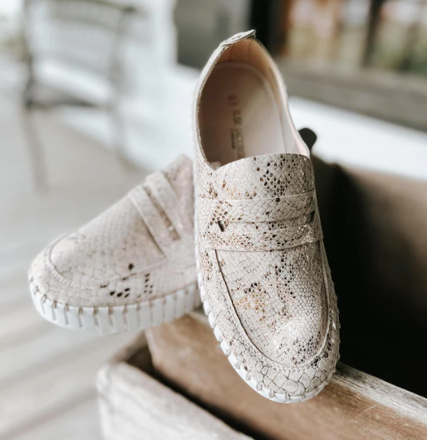 Ilse Jacobsen Slip On Sneaker in Wheat