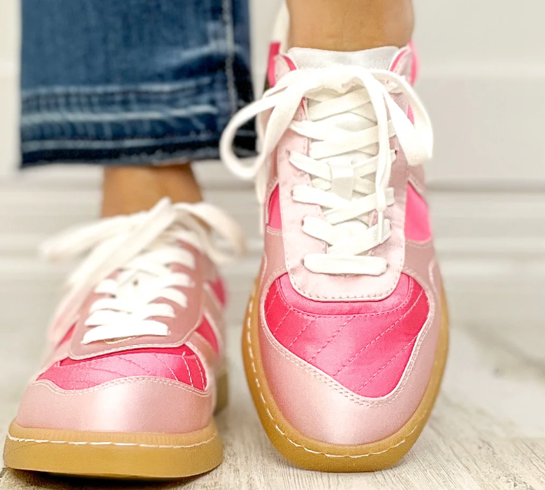 Mia Vista Sneaker in Hot Pink