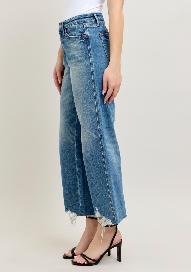Judy Blue Magic Crop Jean