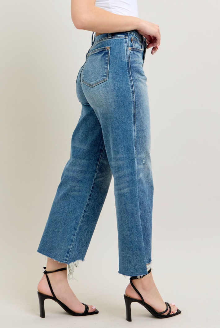 Judy Blue Magic Crop Jean