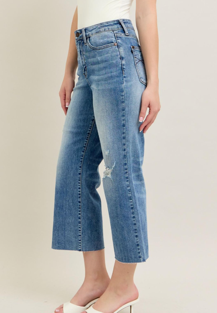 Judy Blue Remi Raw Hem Cropped Jean