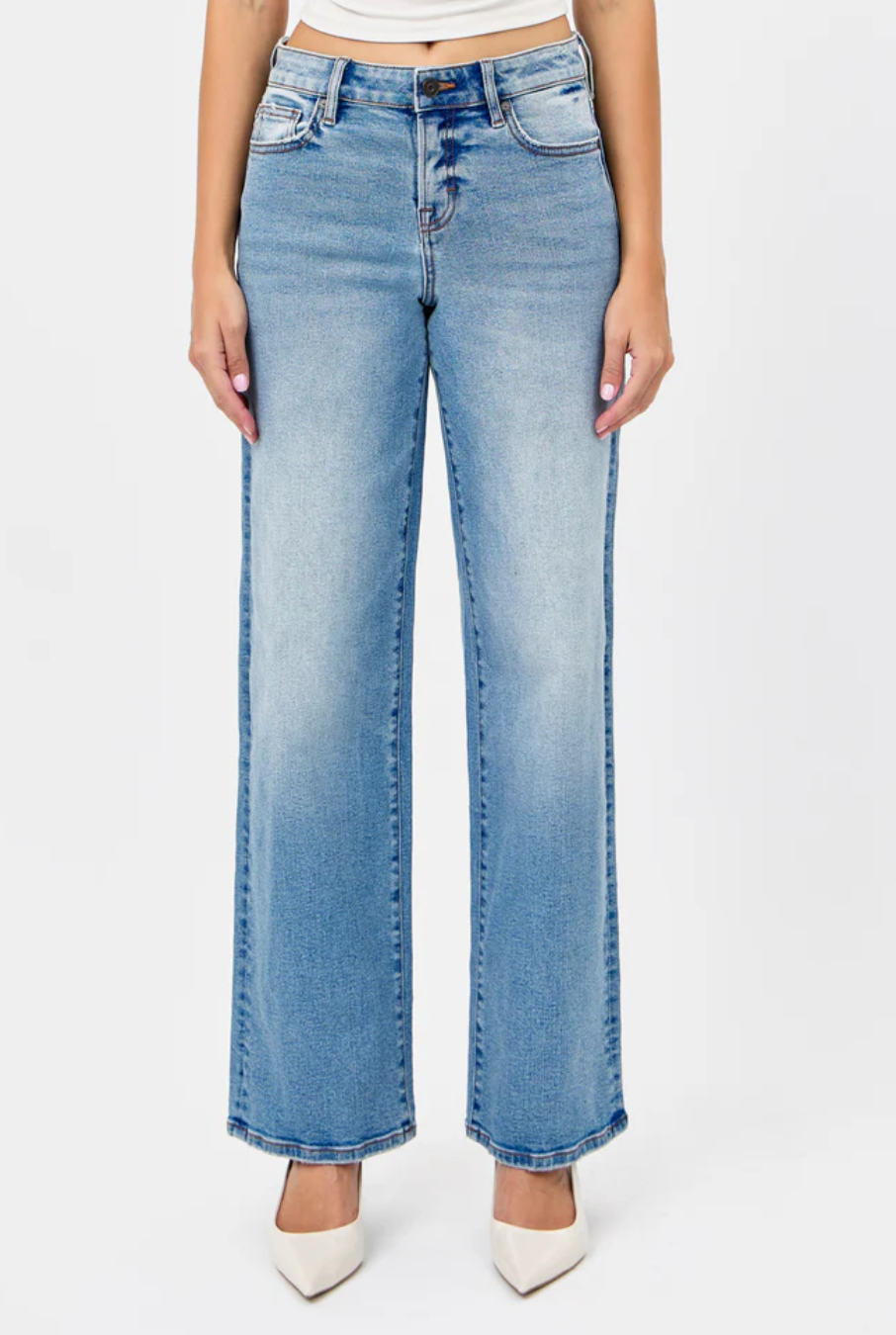 Hidden Logan Lynn Curved Seam Jean