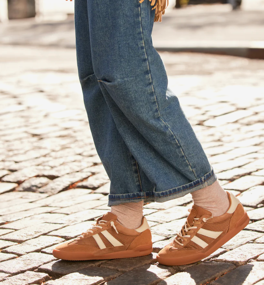 Caramel Verdict Sneaker by Steve Madden