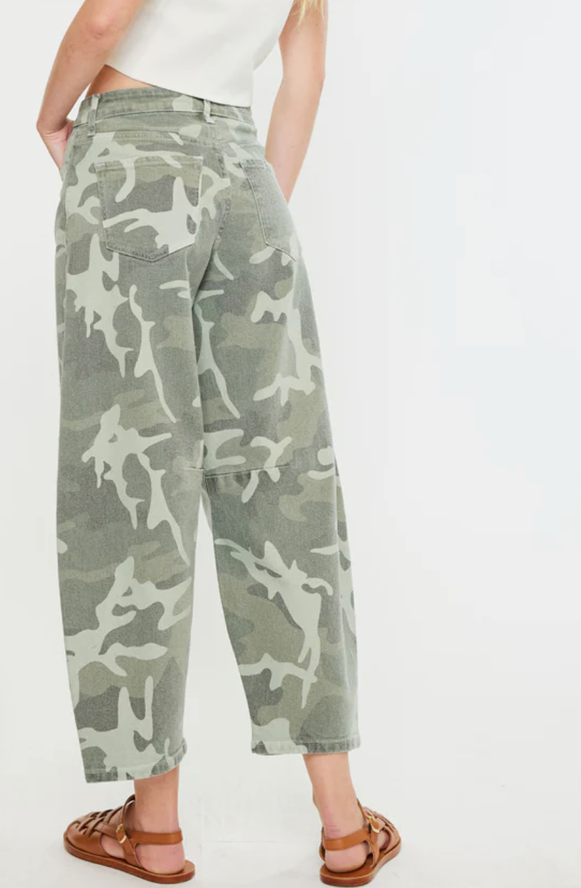 KanCan Camo Horseshoe Jean