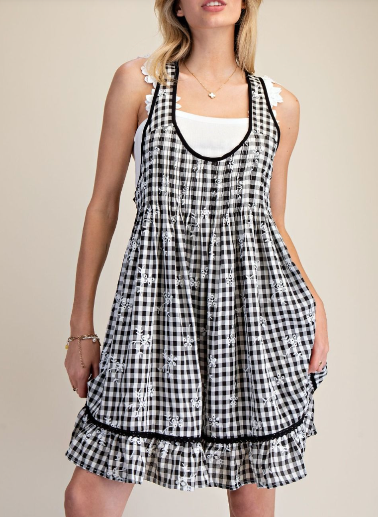 Cheerful Check Gingham Dress in Black