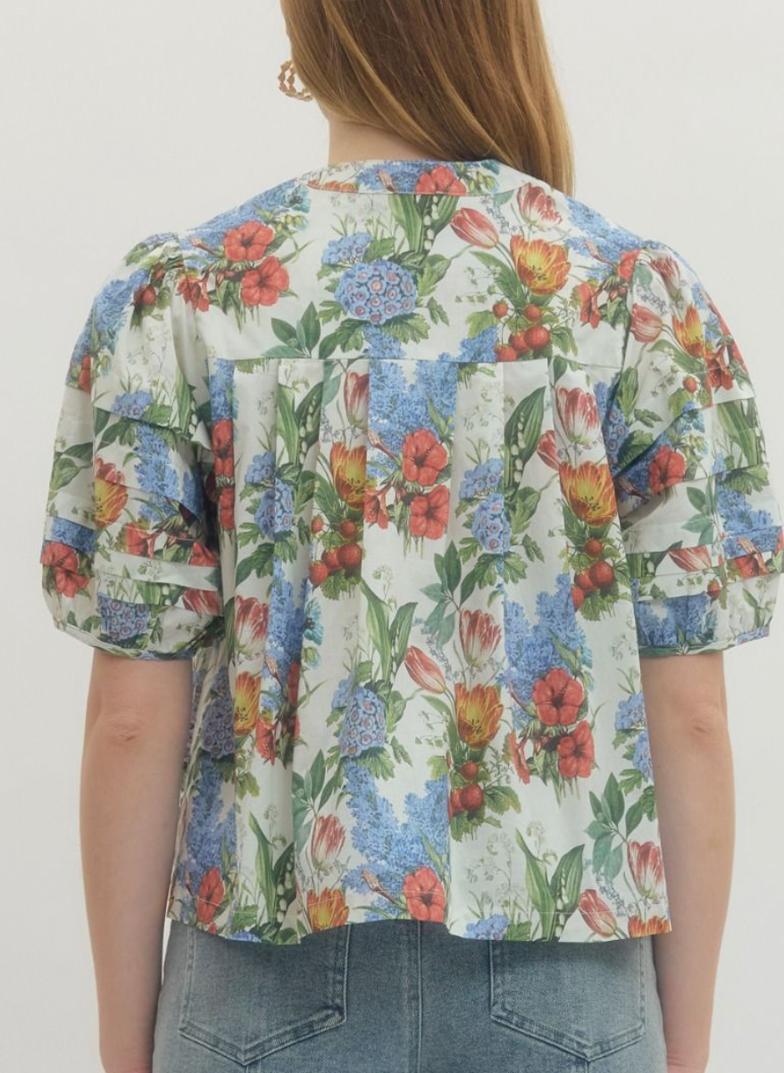 Elegant Bloom Top in Cream