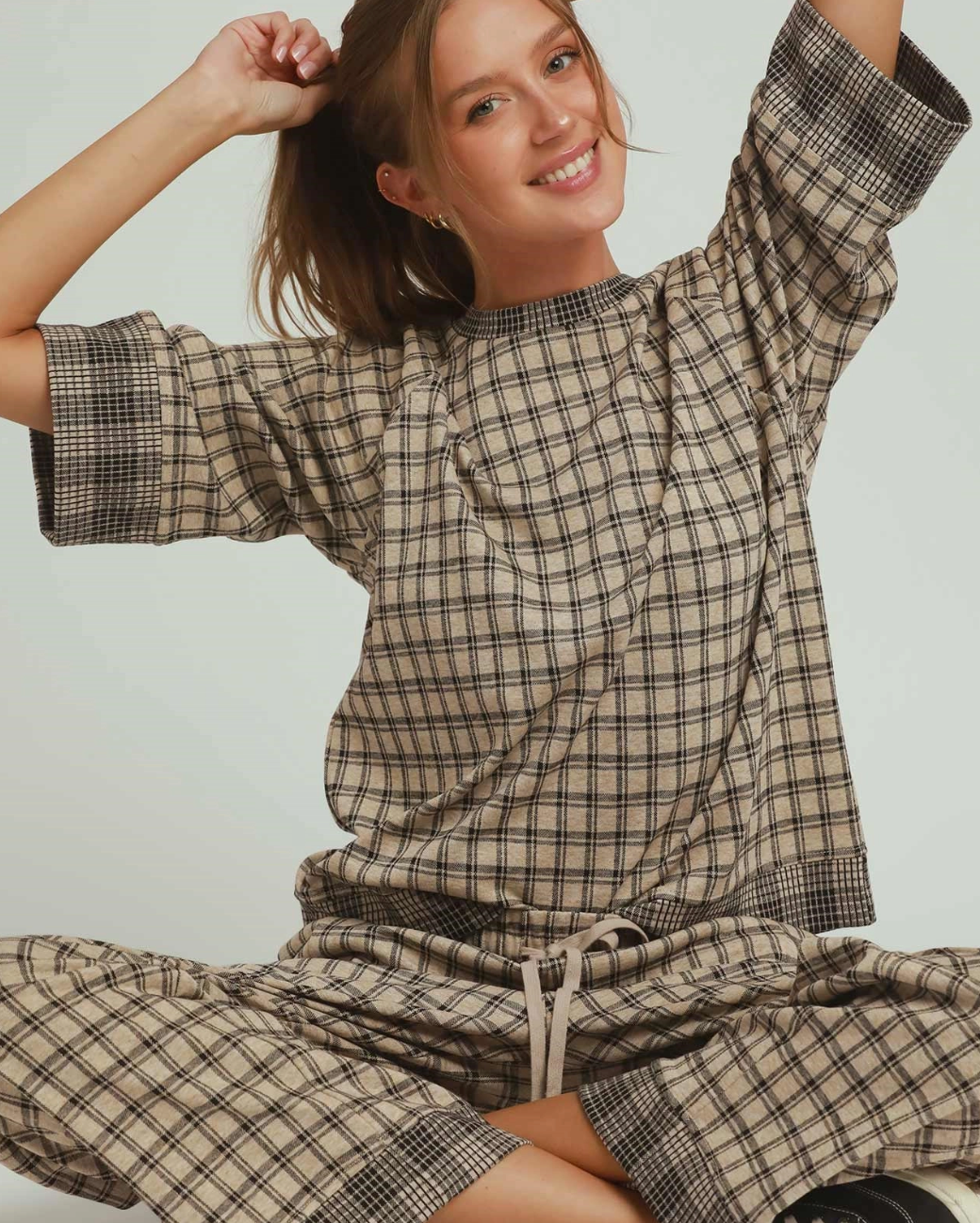 Cool Days Plaid Top in Oatmeal