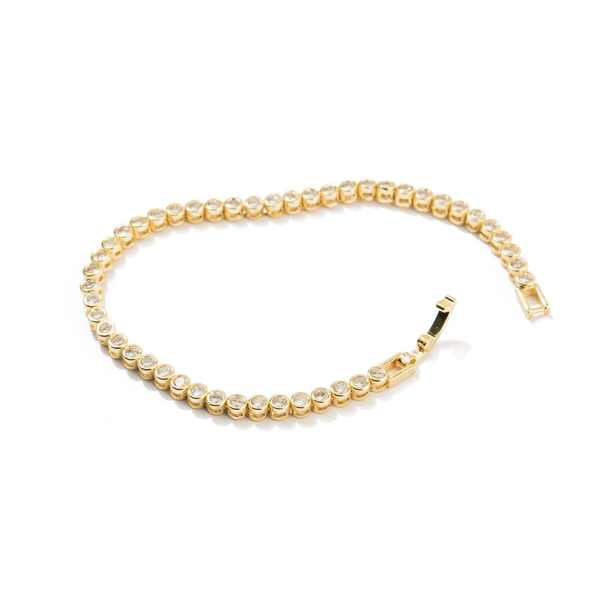 Brenda Grands 18K Gold Round Brilliant Tennis Bracelet in Silver