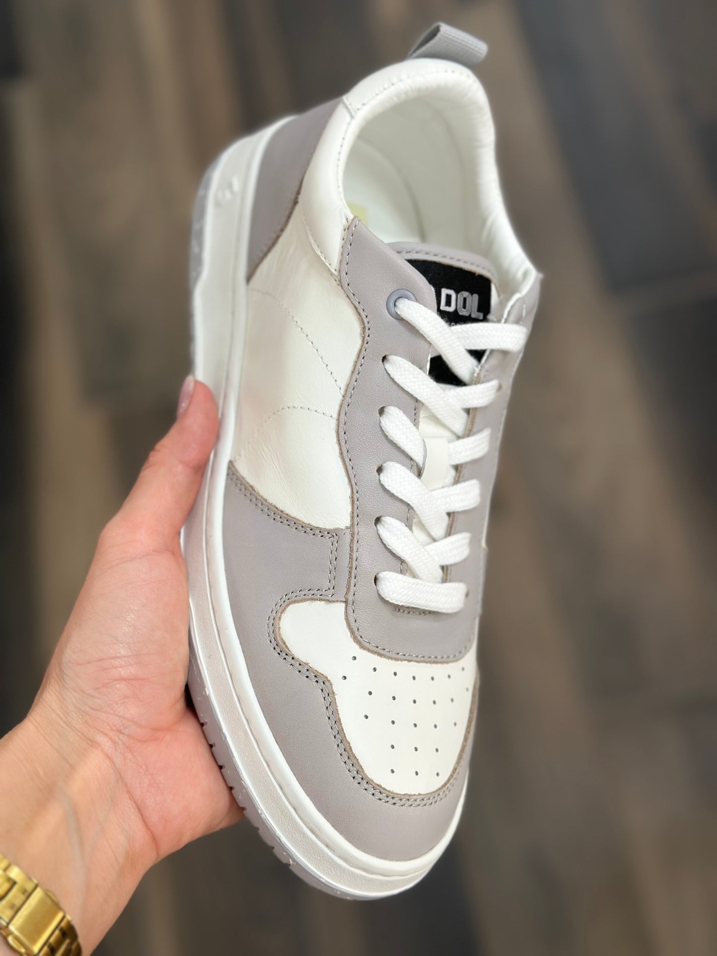 Vintage Havana Carrie sneakers in white/gray