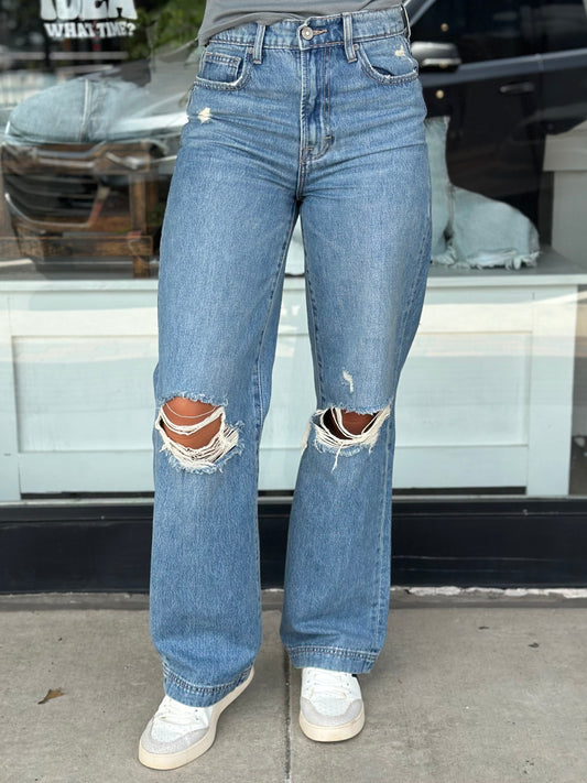 Hidden Lasting Logan Distressed Jean