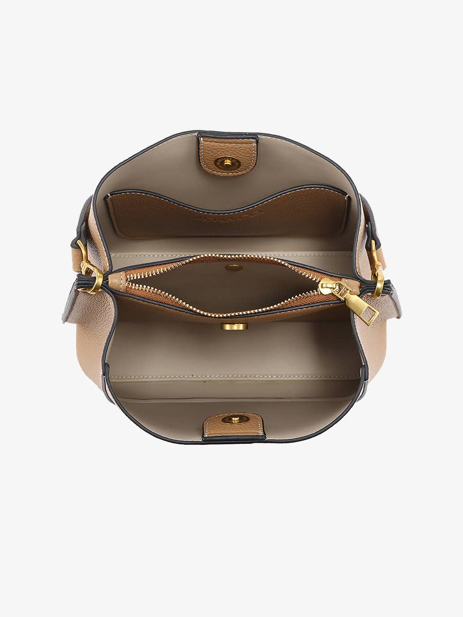 Corinna Bucket Bag in Brown