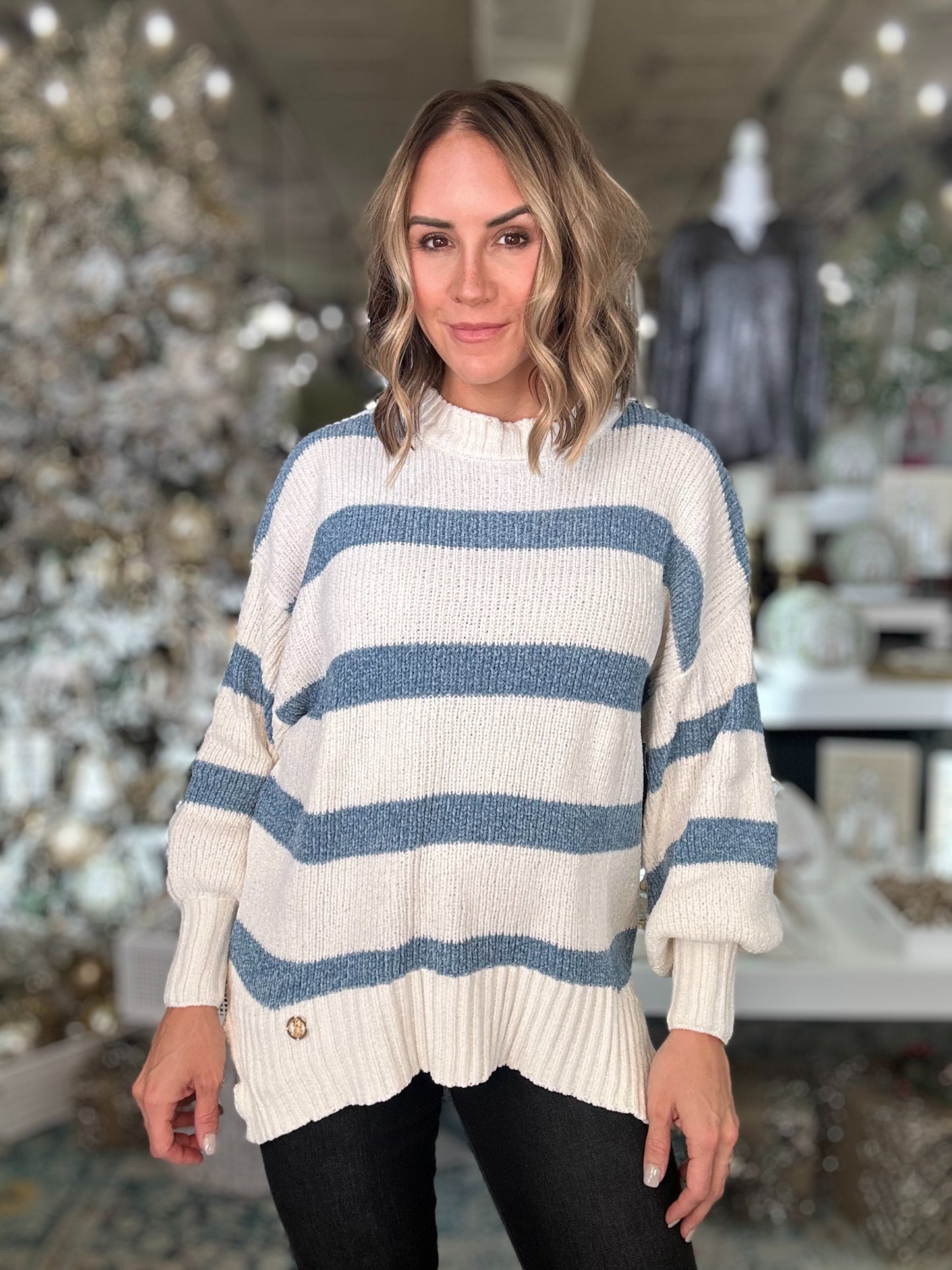 New! Sandy Ocean Sweater in blue