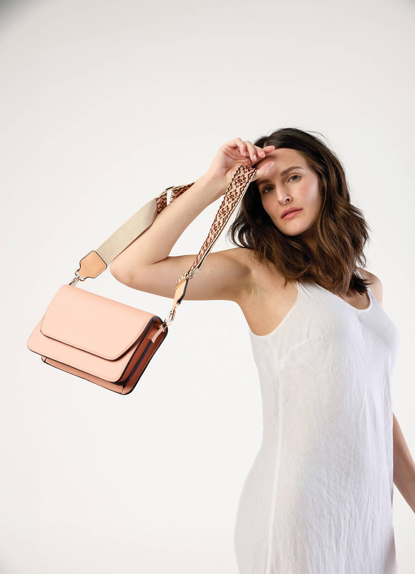 Noah Crossbody in Wine