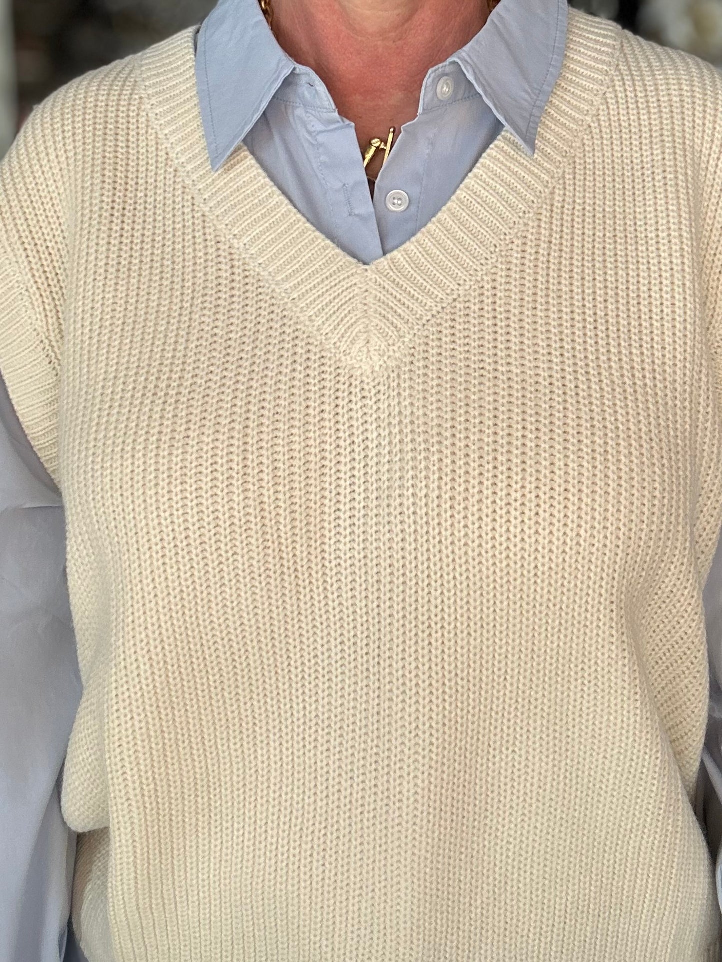 NEW! Cafe Cozy Sweater Vest Top