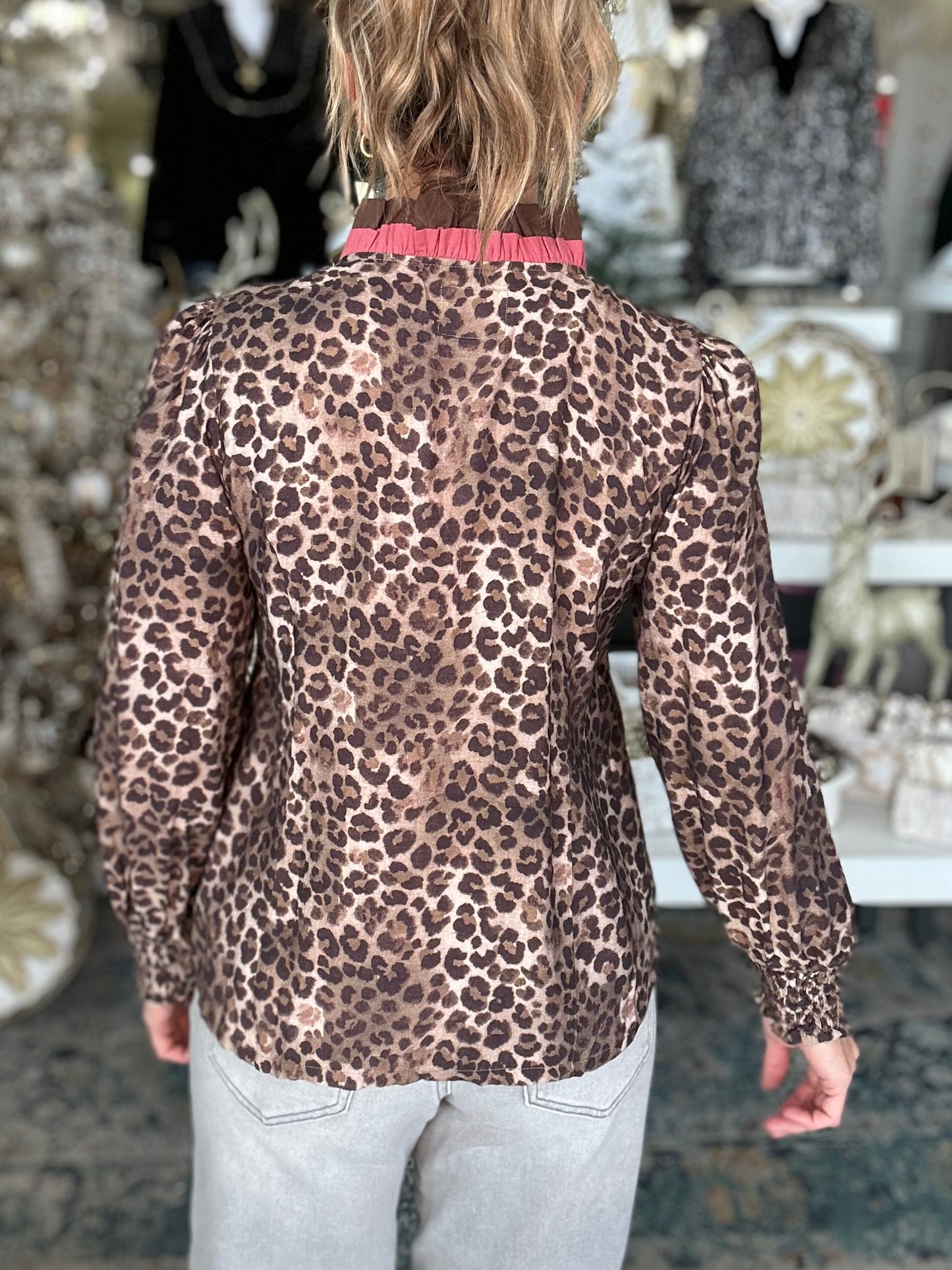 NEW! Carry Confidence Leopard Top