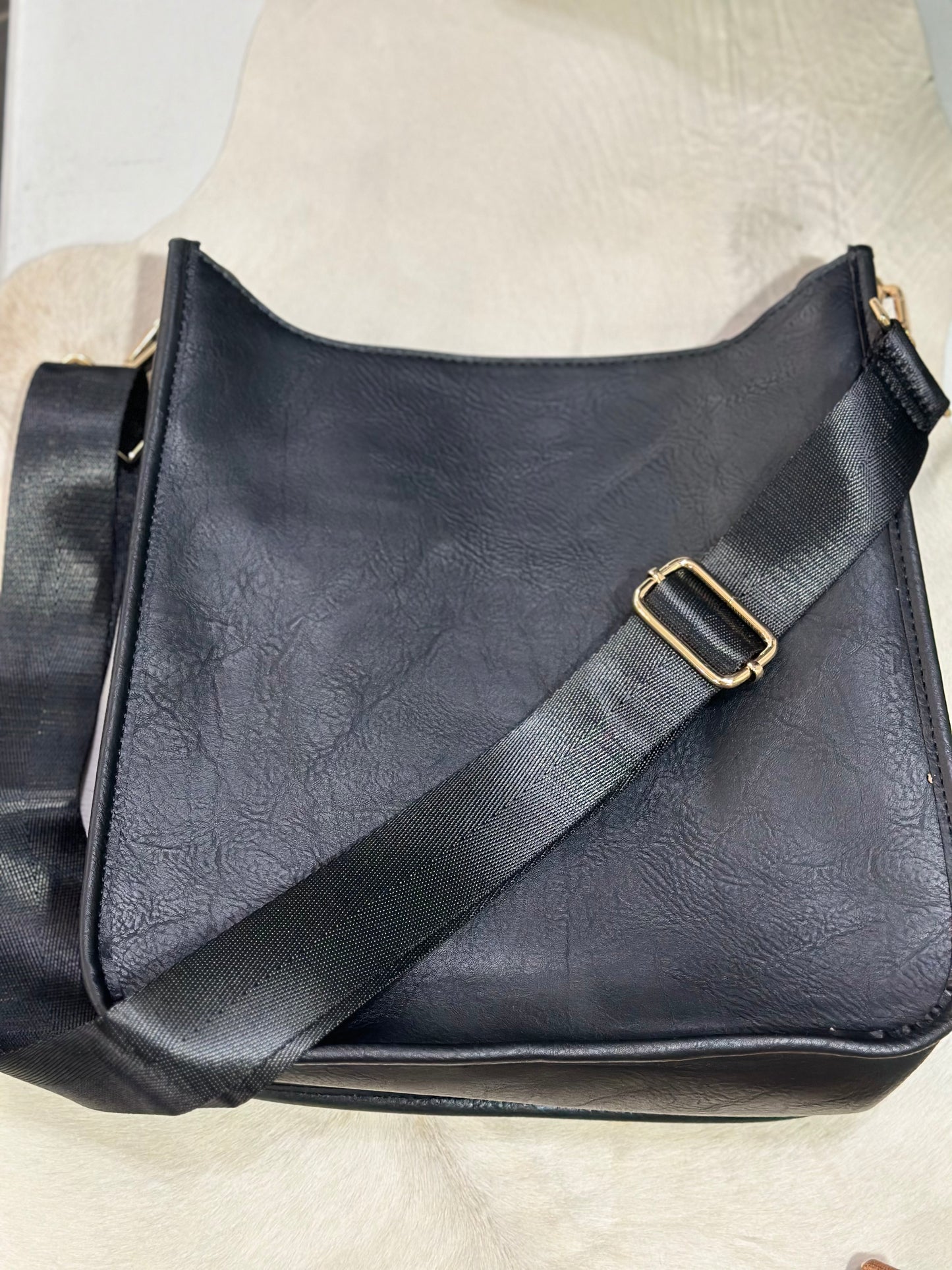 Take Everyday Leather Purse