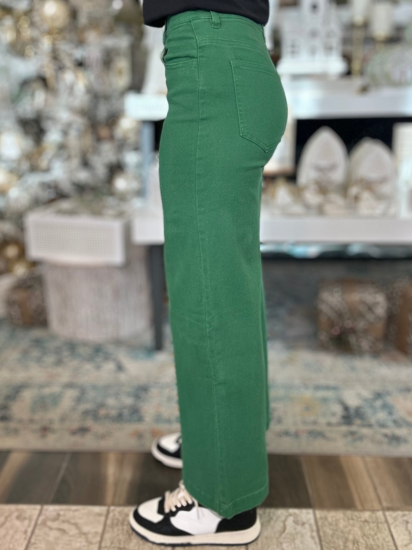 Falling For You Jeans in Holiday Green Extended