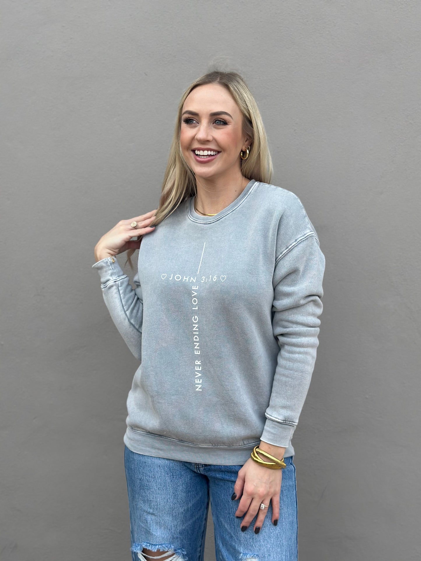 NEW! NEVER ENDING LOVE SWEATSHIRT in mineral heather gray