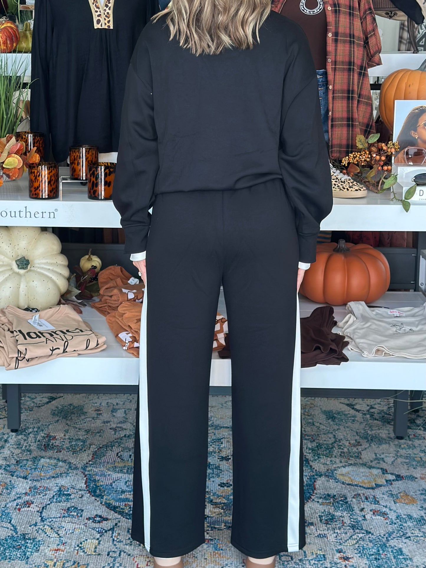 NEW! Elevated Everyday Pant Set in Black