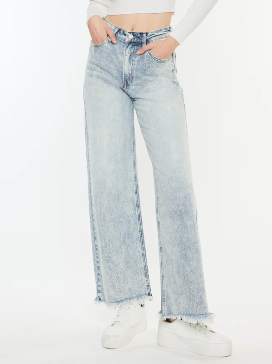 KanCan Colbie Light Jean