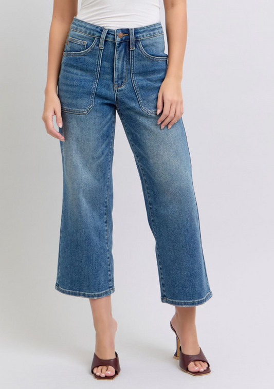 Judy Blue Utility Pocket Crop Jean