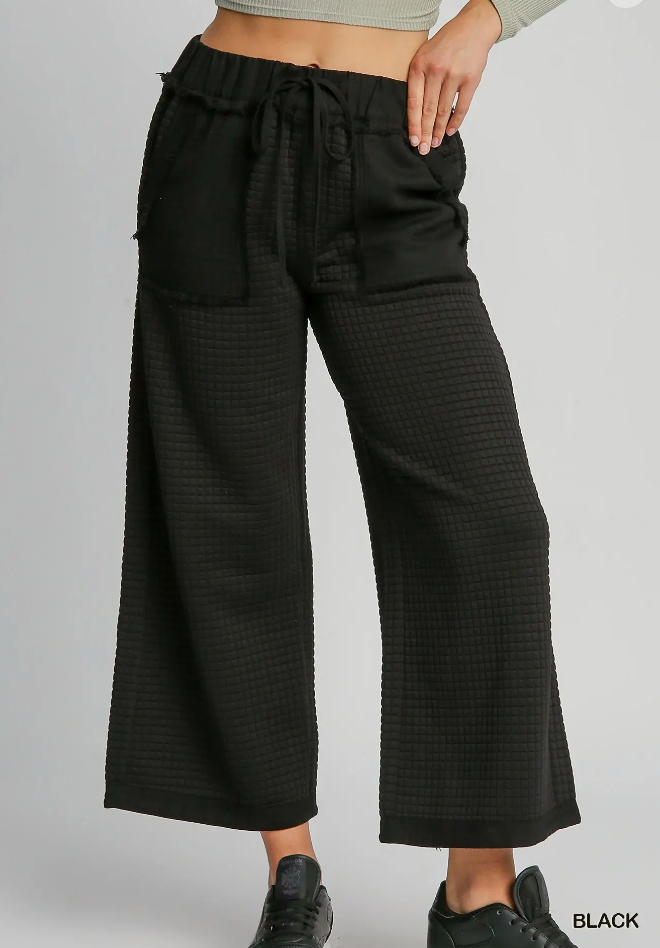 Cozy Lifestyle Quilted Pants in Black