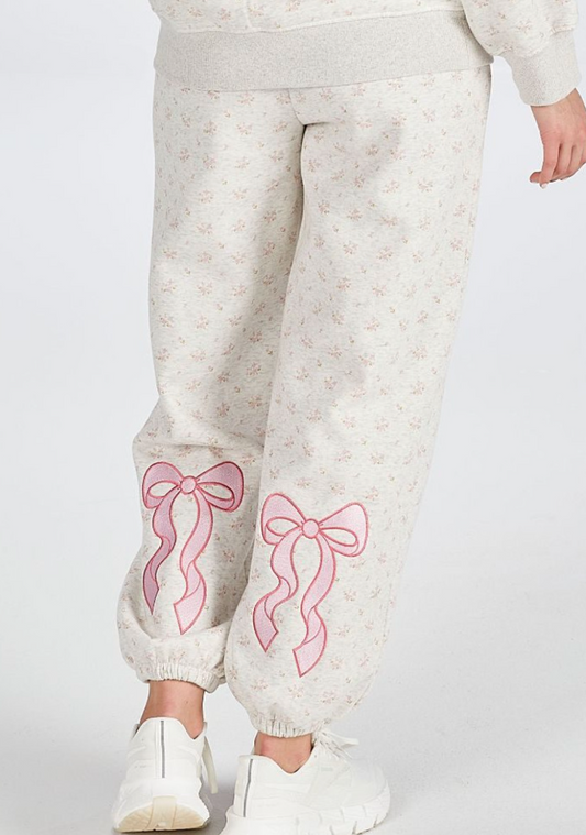Pop of Pink Floral Sweatpant Set