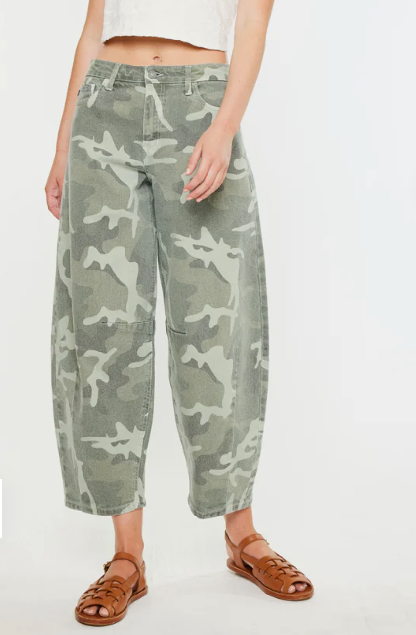 KanCan Camo Horseshoe Jean