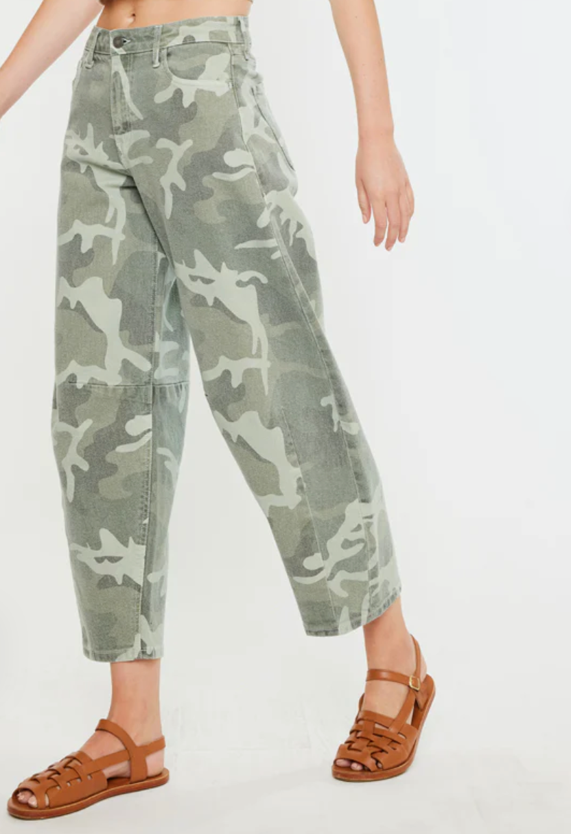 KanCan Camo Horseshoe Jean