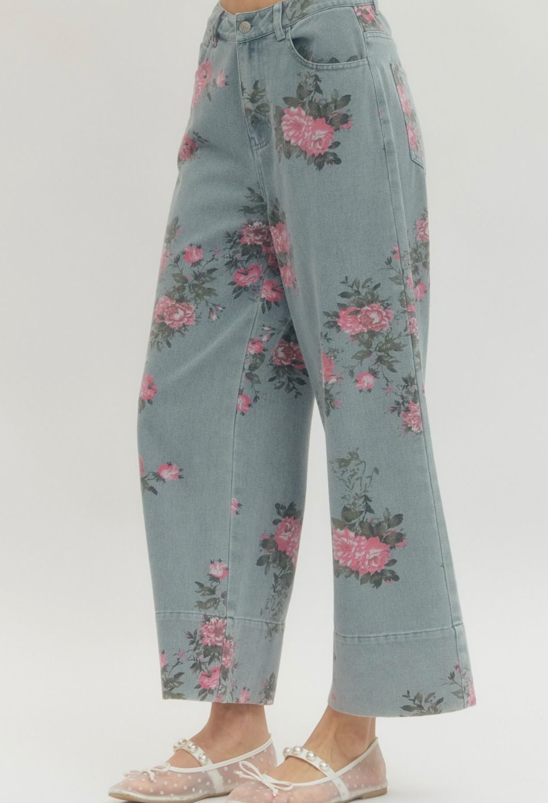 Focus On Floral Denim Pants