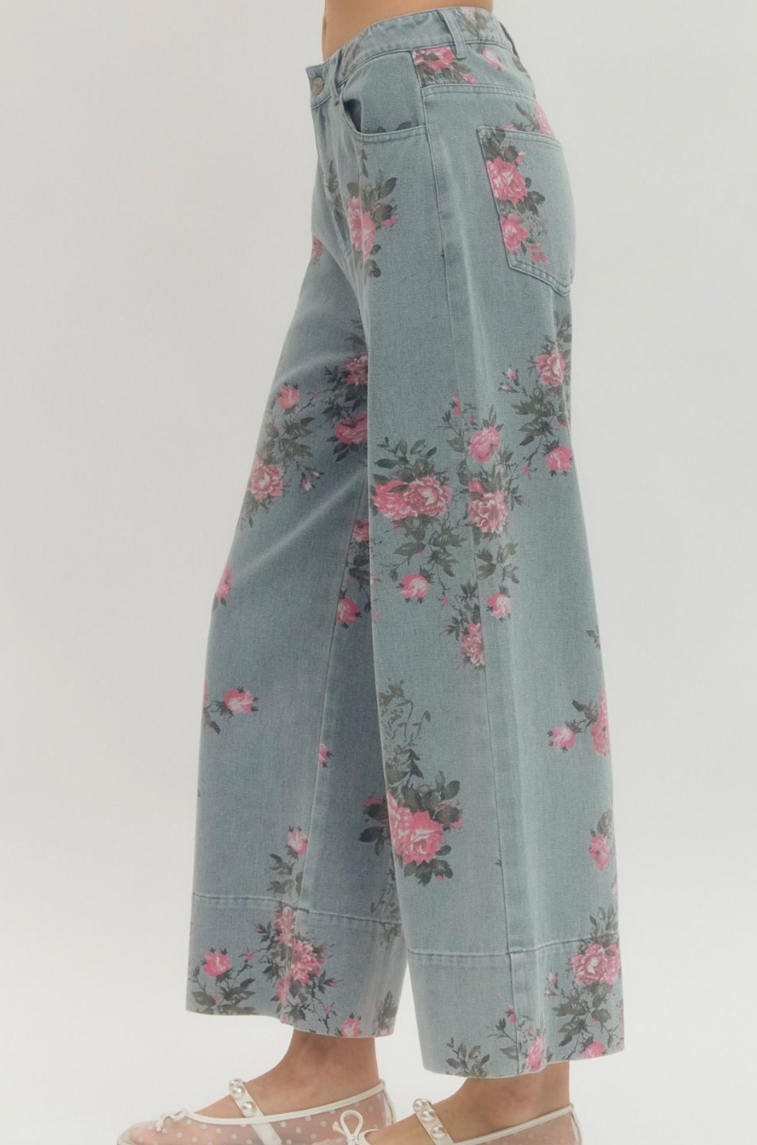 Focus On Floral Denim Pants