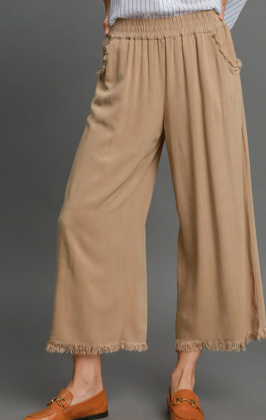 Styled Comfort Linen Pant in Latte
