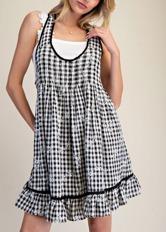 Cheerful Check Gingham Dress in Black