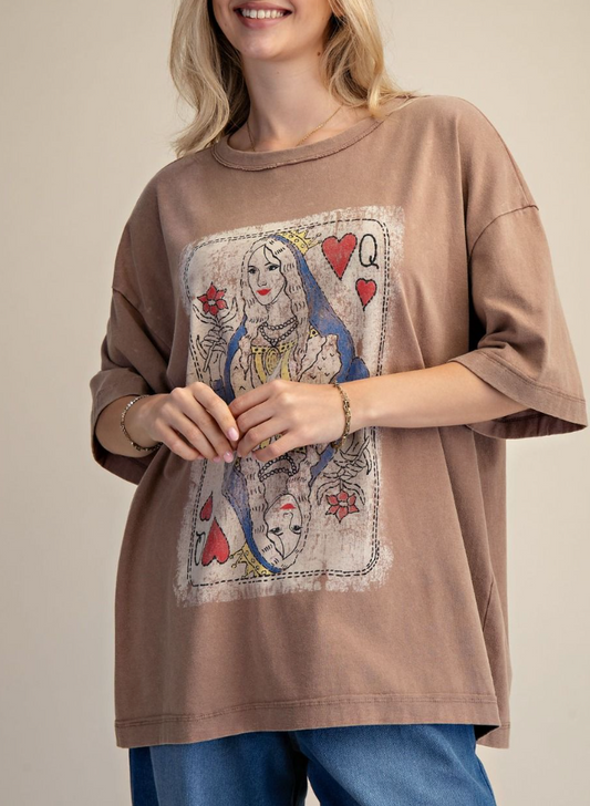 Queen of Hearts Tee