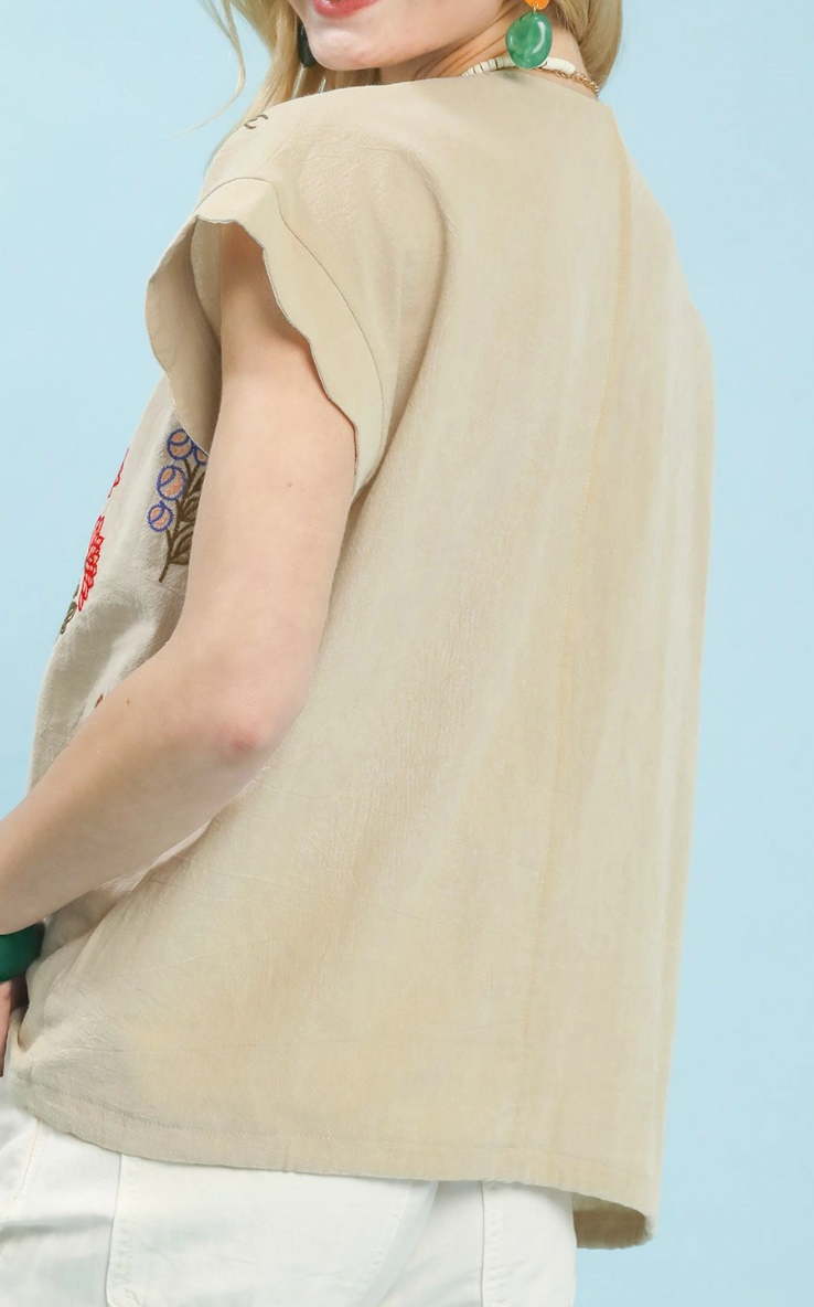 Casual Flow Floral Embroidered Top in Oatmeal