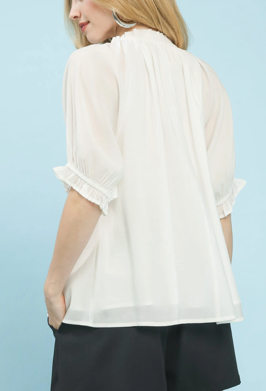 City Poise Lace Trim Top in Off-White