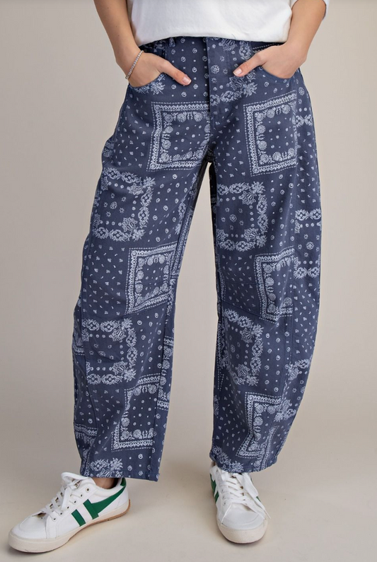 Best Bandana Print Barrel Pants