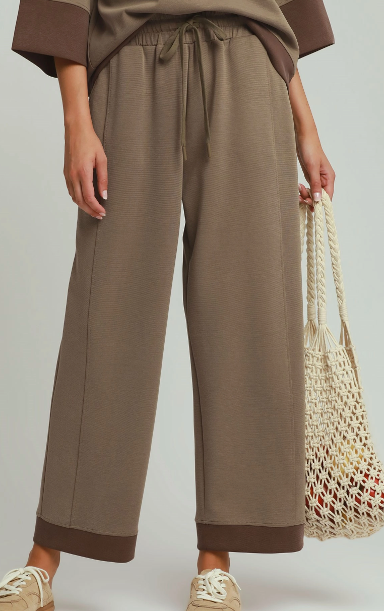 Easy Going Pant Set in Mocha