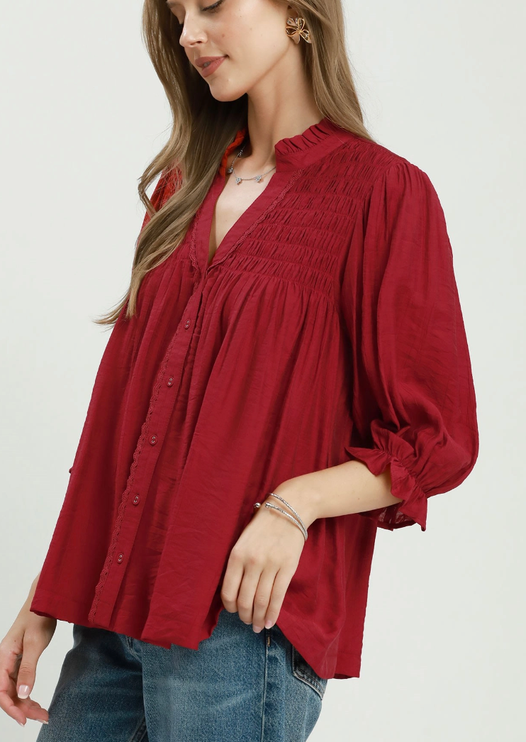Holiday Happenings Top in Crimson