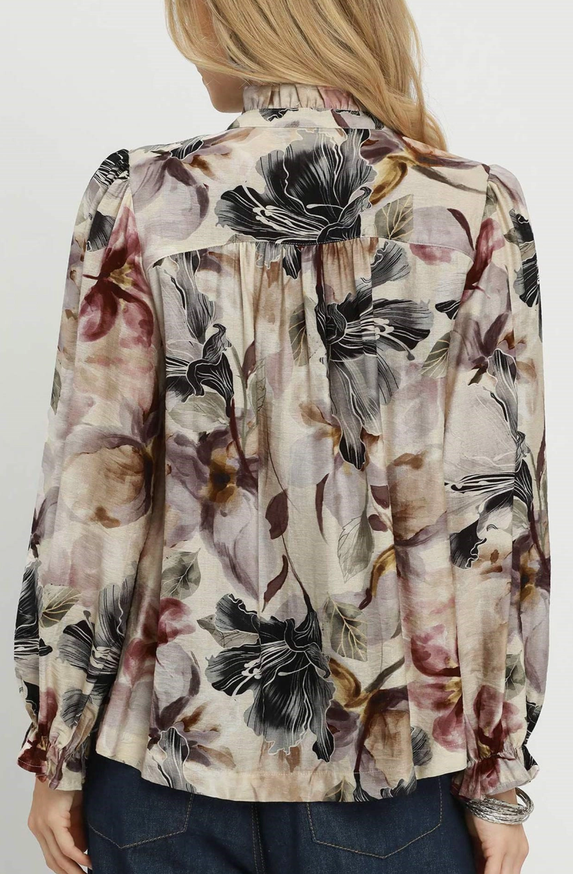 First Pick Floral Mix Top in Neutrals