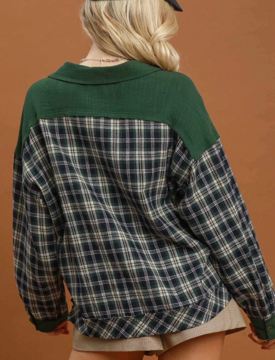 Willow Creek Plaid Top in Hunter Green