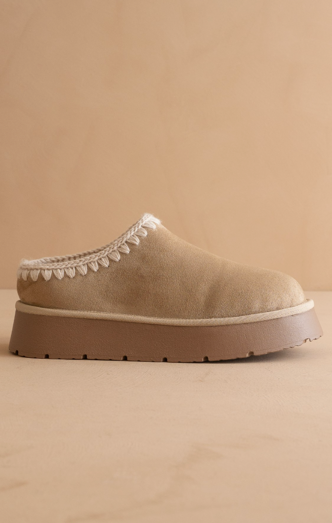 Cozy Brandi Platform Slide