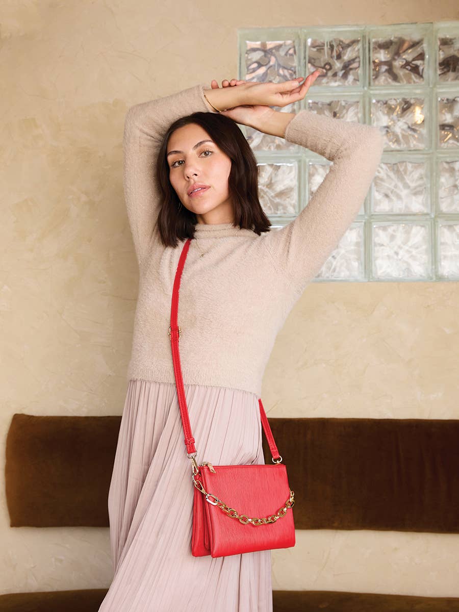 Izzy Textured Crossbody in Navy